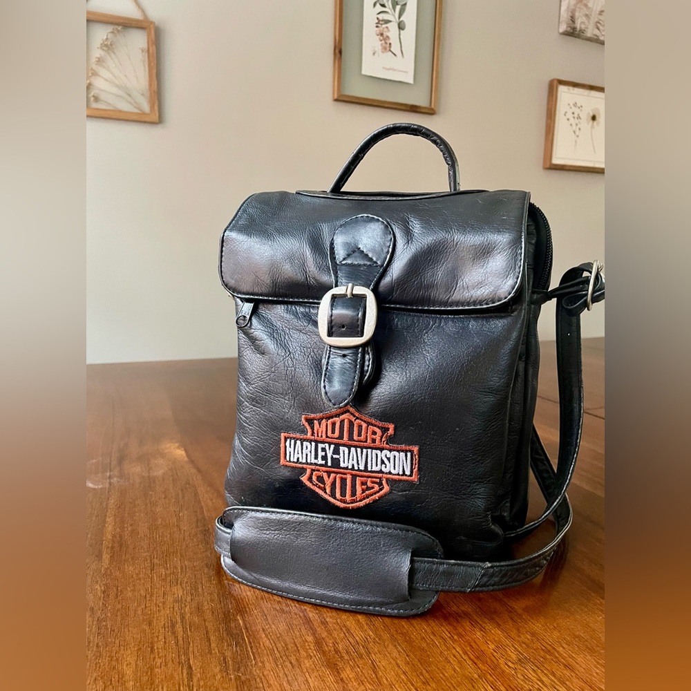 SOLD Vintage Harley Davidson Genuine Leather Bag - Picture 1 of 15